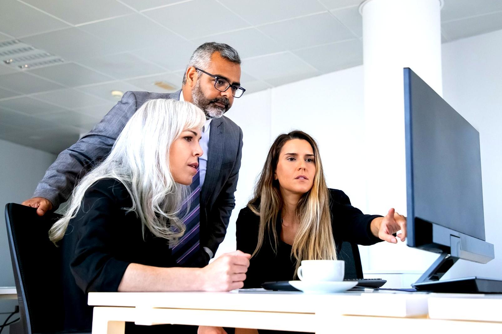 Investment portfolio analysis and market research